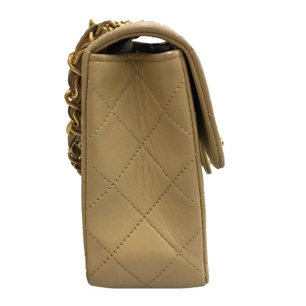 Chanel Matelasse Turn Lock Chain Leather Beige Handbag - Picture 4 of 8